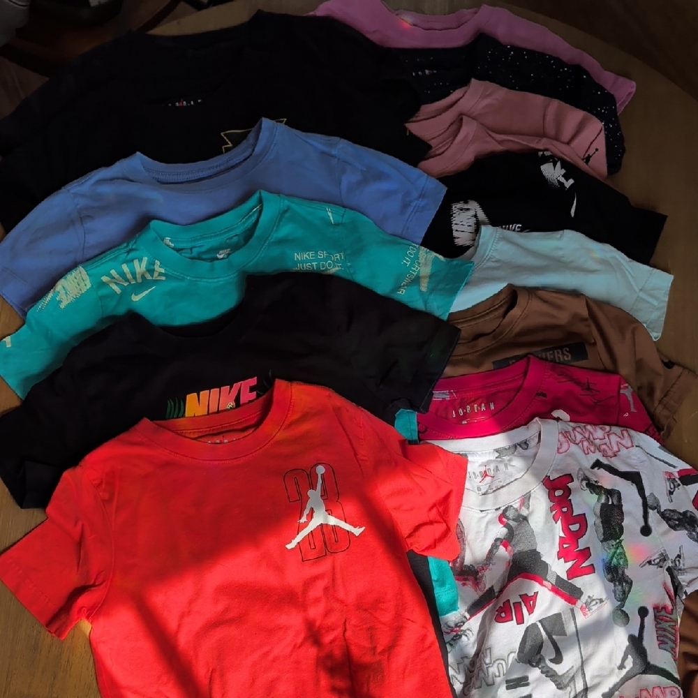 Youth Small Nike T-shirt Lot